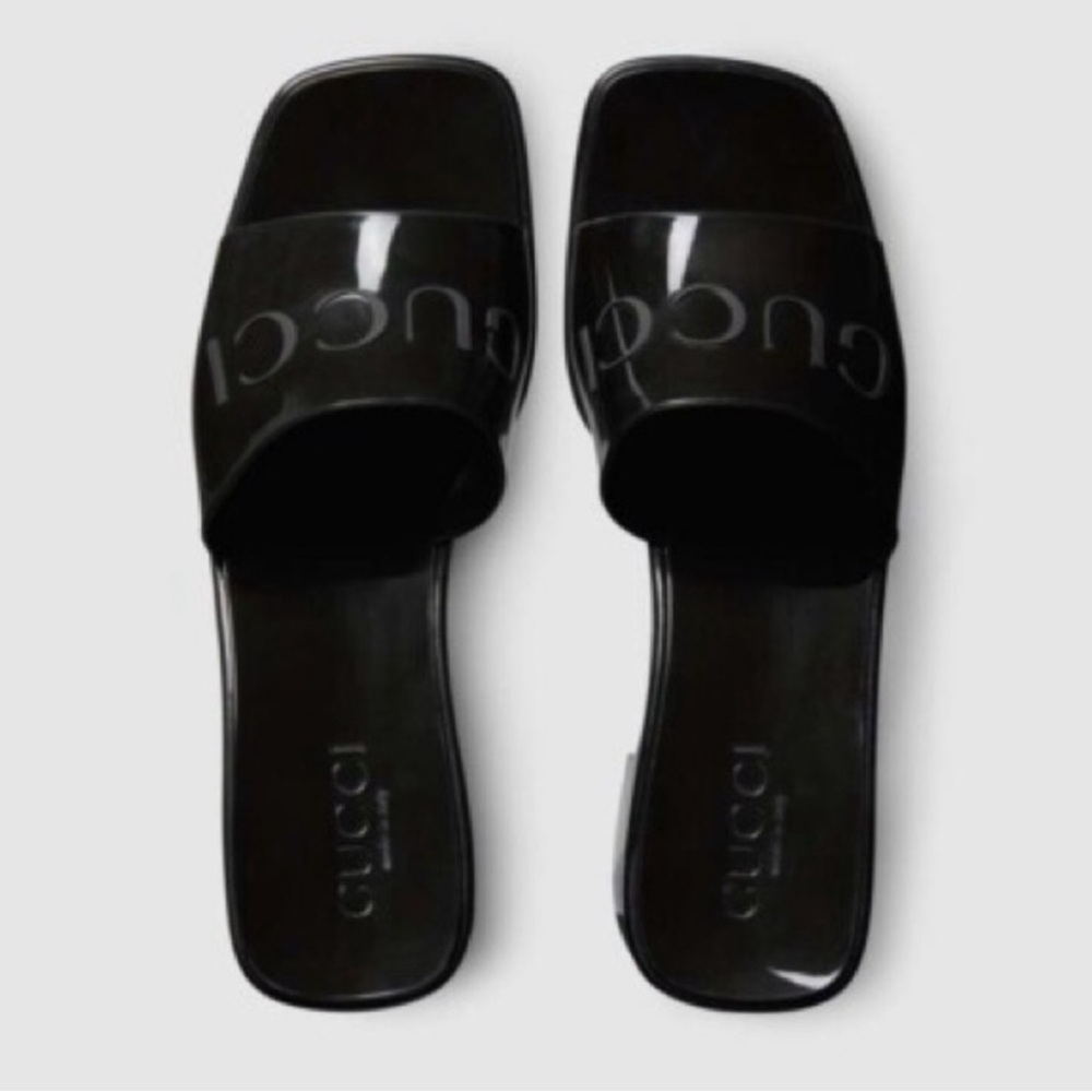 Gucci Rubber Slides Elegant and Versatile